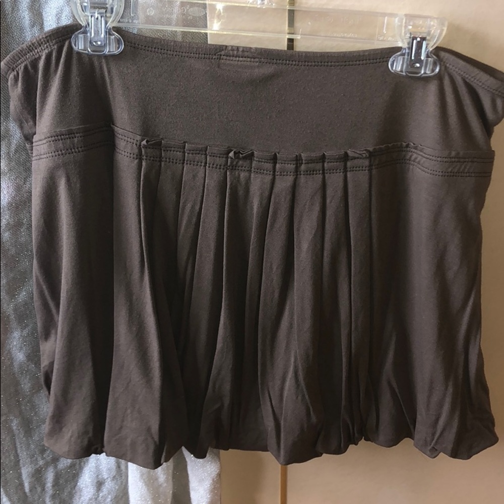 BCBG 💚 Military Green Mini Balloon Skirt 💚